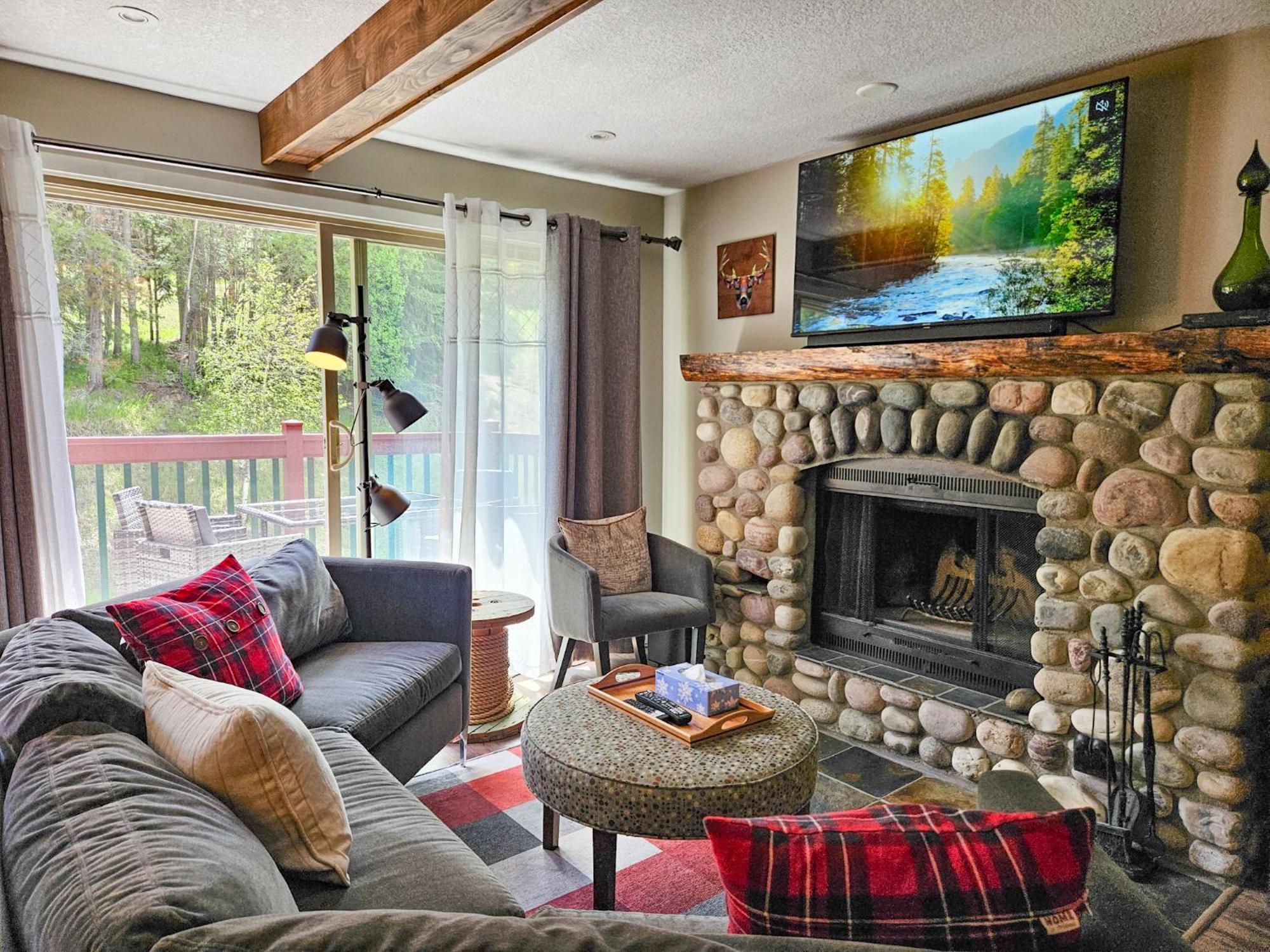 Horsethief Lodge By Stayin Panorama Phòng bức ảnh