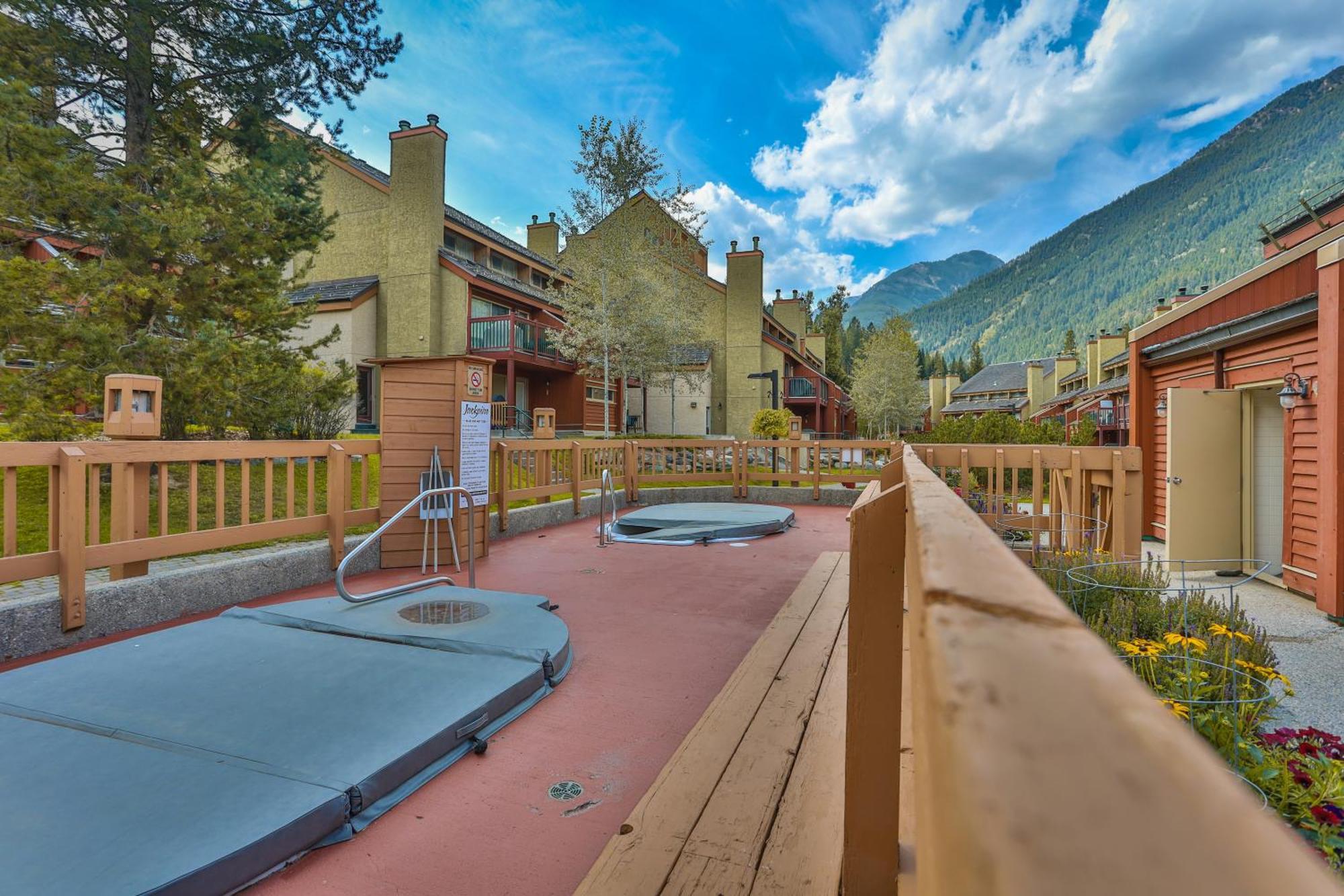 Horsethief Lodge By Stayin Panorama Ngoại thất bức ảnh